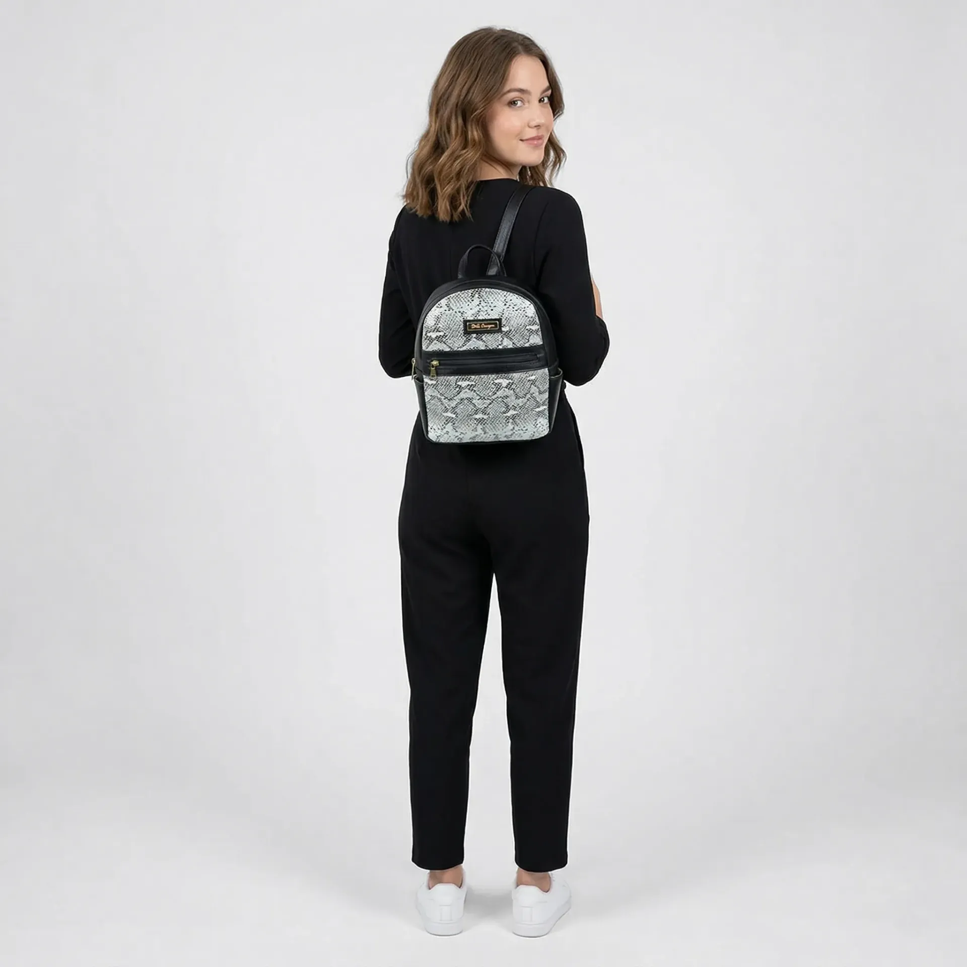 MOCHILA BETSY SINTETICO VIBORA BLANCO/NEGRO